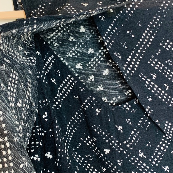 ❌SOLD❌FREE PEOPLE Look Through Top Tribal Print Small - Picture 8 of 10